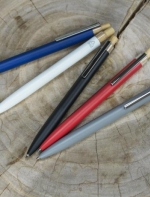 Nooshin recycled pildspalvas